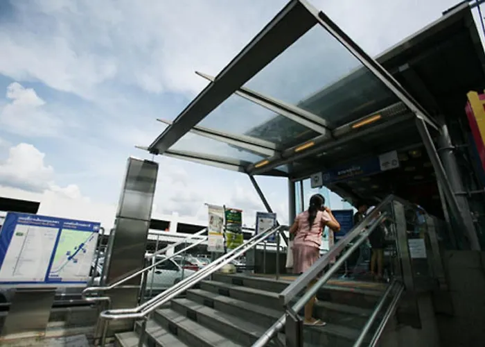 Aparthotel Impact Muang Thong Thani Service 2*